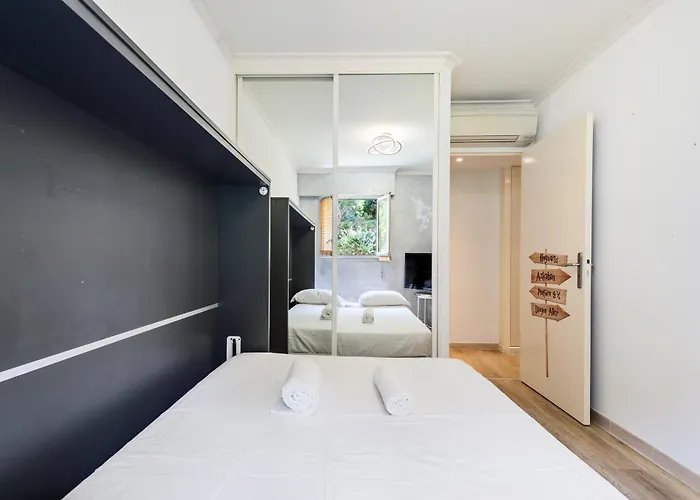 Frontiere Avec Monaco - Balcon Avec Vue - Parking - Do Apartamento