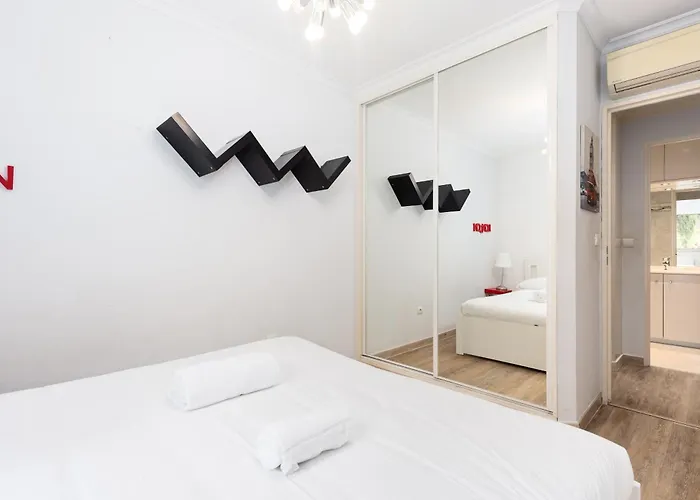 Frontiere Avec Monaco - Balcon Avec Vue - Parking - Do * Beausoleil