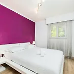 Frontiere Avec Monaco - Balcon Avec Vue - Parking - Do بوزولي