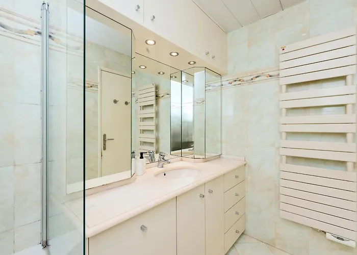 شقة Frontiere Avec Monaco - Balcon Avec Vue - Parking - Do بوزولي